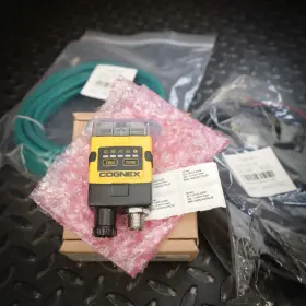 Dmr-260x-1120 Cognex Unused Barcode Scanner With Cables