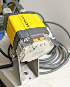Kcc-rem-cgx-dm300 Cognex Barcode Reader With Cables Power Supply And Mounting