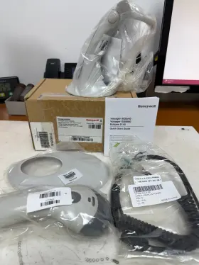 Mk9540-72a40 Honeywell Cg-rs/232 New Voyager Gray Laser Barcode Scanner