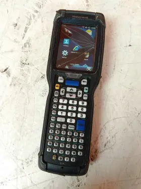 Ck75aa6mn00w1400 Honeywell Cracked Ck75 Barcode Scanner Mobile Computer As-is