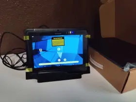 Rt10a-l0n-18c22s0f Honeywell Android 10.1 Tablet/barcode Scanner With Box
