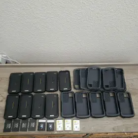Lp4-1d Infinite Peripherals Linea Pro 4 1d Scanner For Iphone Lot Of 9 5 Hard Cases Misc Parts Batteries