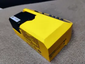 Sz-vu04 Keyence Laser Scanner #3