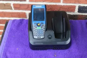 F3145a Motorola Hc700 Hand-held Scanner - Os Windows With Cradle No Ps