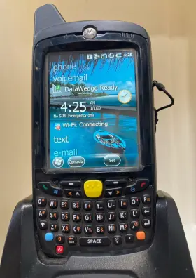 Mc-67 Motorola Mc67 Mobile Barcode Scanner Bundled With A Charging Cradle