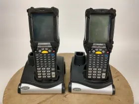 Mc9060-gj0jbeb00ww Motorola Lot Of 2 Symbol Wireless Barcode Scanners Untested
