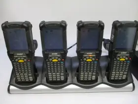Mc9090-gj0jbega2wr Motorola Lot Of 4 Symbol Scanner With Charging Cradle T8-e8