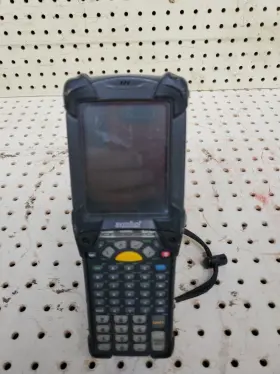 Mc9090-gk0hjjfa6wr Motorola Symbol Handheld Barcode Scanner. No Battery