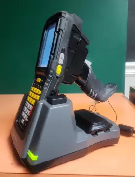 Ob13110080011101 Motorola Omnii Xt15 Handheld Mobile Computer/barcode Scanner Desktop Dock Case - Read #2