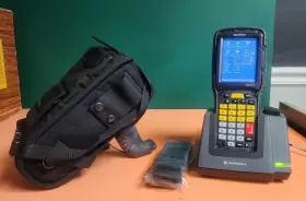 Ob13110080011101 Motorola Omnii Xt15 Handheld Mobile Computer/barcode Scanner Desktop Dock Case - Read