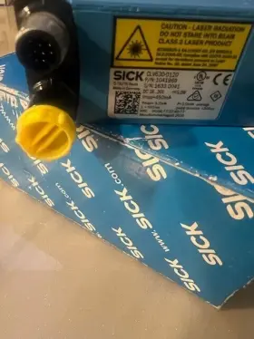 Clv630-0120 Sick 1041969 Fixed Focus Barcode Scanner Reader Dc 18 30v Imax 450ma #2