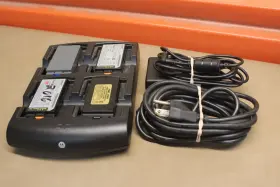 Mc75sac7x00-4000cr Symbol Sac7x000-4 Motorola Mc70 4-slot Charger With Battery As Is Untested