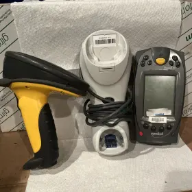 Ppt2800-zriy0y00 Symbol Technologies Lot Of 3 Zebra Scanner/ Pocketpc Scanner / A Base For