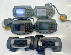 Wt41n0-t2h27er Symbol Lot Of 4 - Mobile Pc Barcode Scanner With Accessories T5-a2