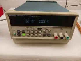 Pws2326 Tektronix Power Supply 0-32v . 6amp Great Condition Equipment