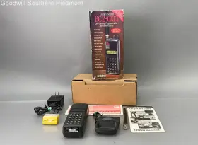 Bc230xlt Uniden 230xlt Bearcat 200 Channel Programmable Hand Held Auto Scanner - Tested