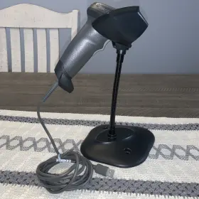Ds2208-sr00107zzww Zebra Ds22 Laser Barcode Wired Usb Scanner Stand Tested