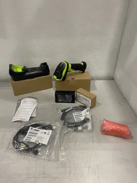 Ds3678-sr3u42a0sfw Zebra Barcode Scanner And Charger Kit