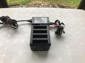 Sac-etx-4ppk1 Zebra Technologies Model Battery Charger 4 Slots With Ac Adapter